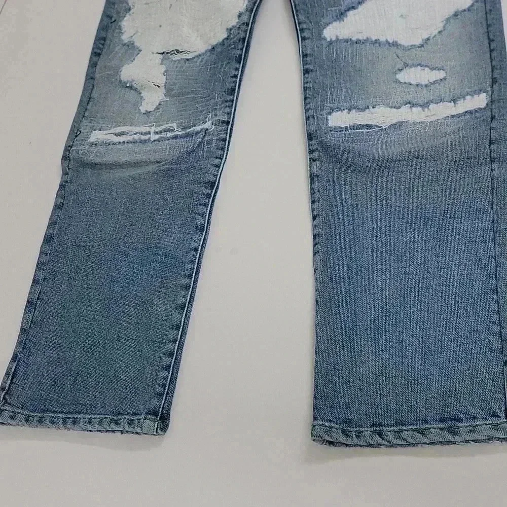 Cross Colours The Relaxed Slim Fit Capri wash Denim